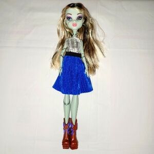 Mattel Monster High Frankie Stein Fashion Doll Daughter Of Frankenstein